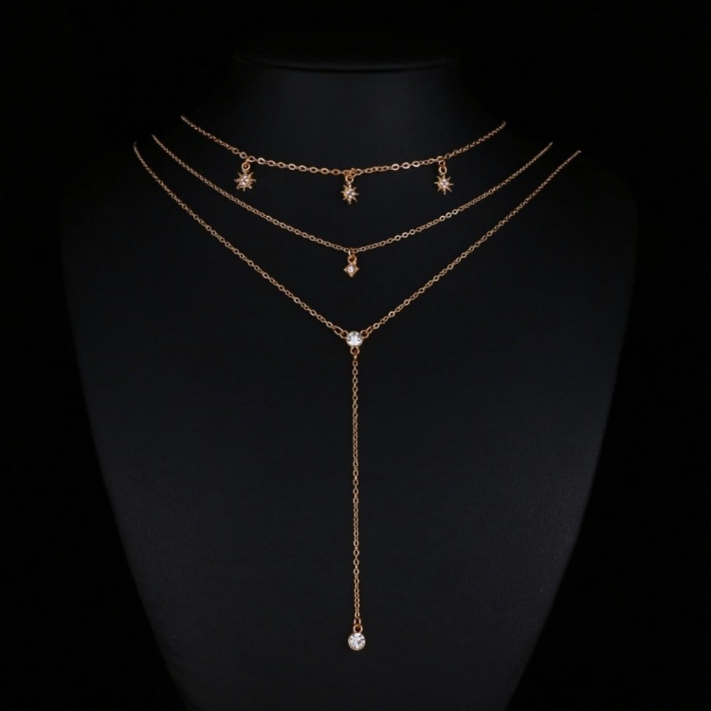 THYRA ♡ Gold Layered Necklace GIFT - Picture 5 of 8